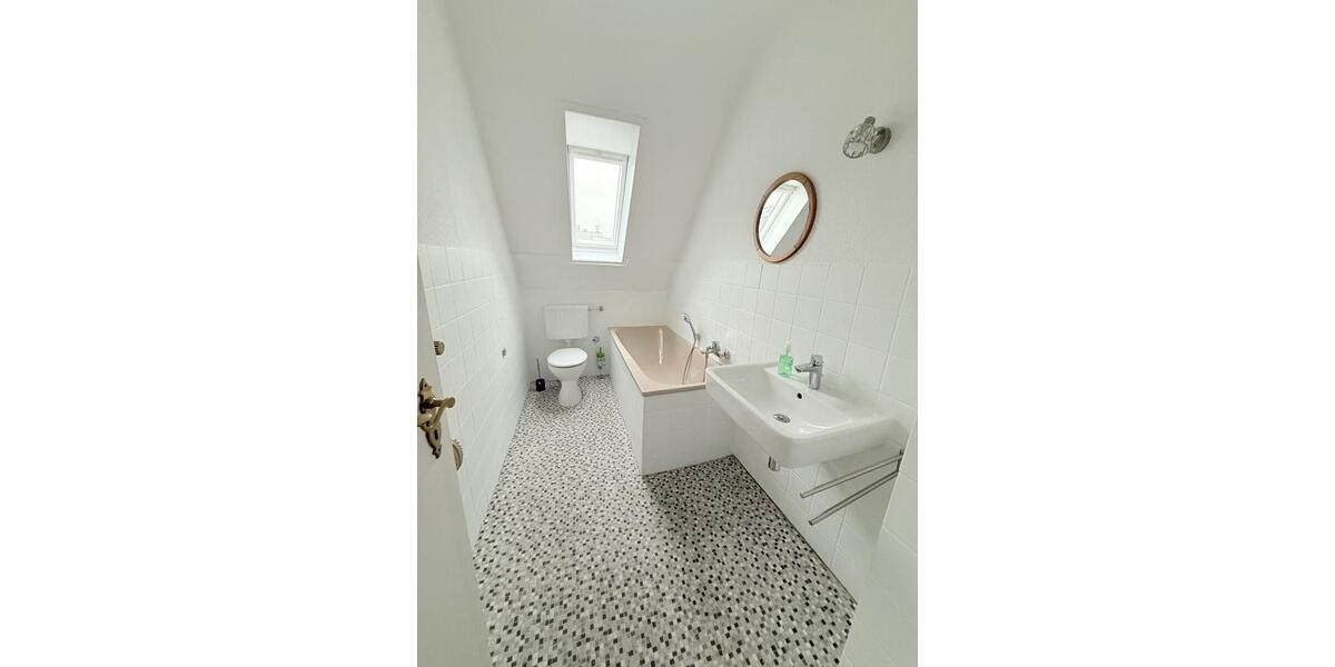 Etagenwohnung Krefeld - 2 Zimmer, 50 m&sup2;, 729&euro; | Angebot:25783006