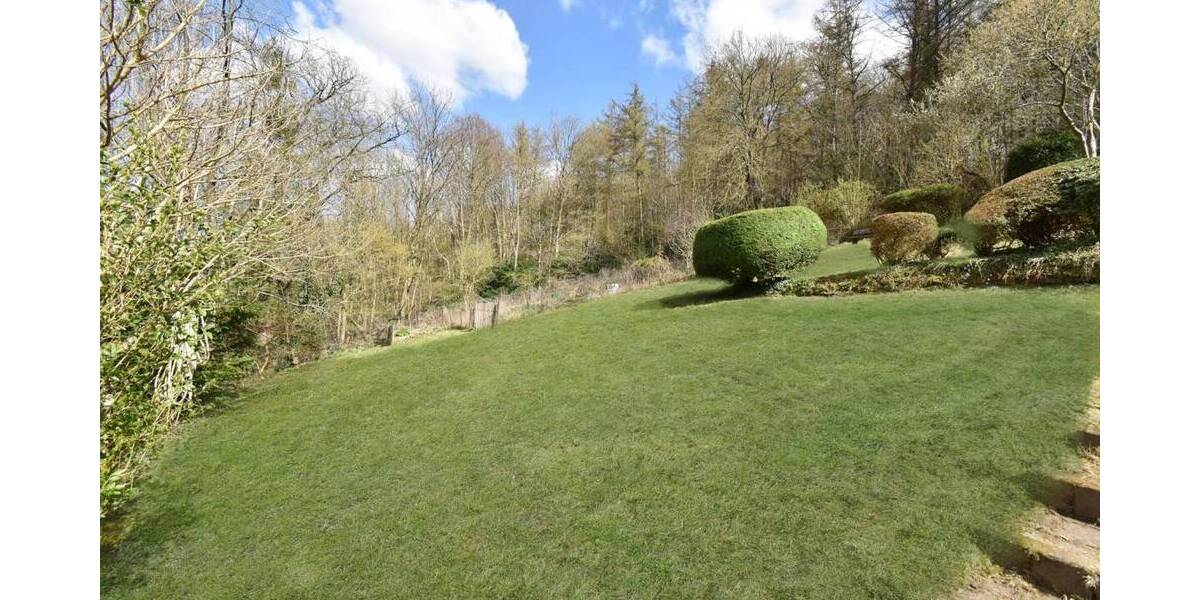 Einfamilienhaus Essen Fischlaken - 9 Zimmer, 203 m&sup2;, 795.000&euro; | Angebot:26289715