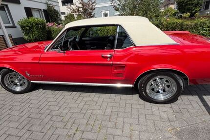 Ford Mustang 18.860 km 39.900 &euro; Mülheim 45481