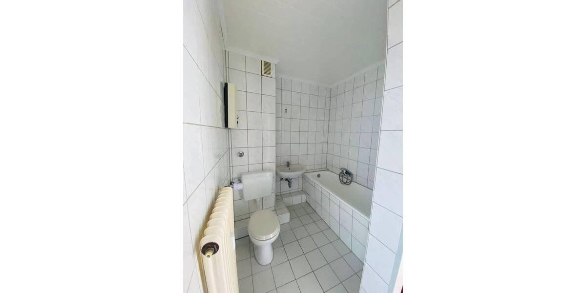 Etagenwohnung Bottrop Stadtmitte - 3 Zimmer, 77 m&sup2;, 600&euro; | Angebot:26187793