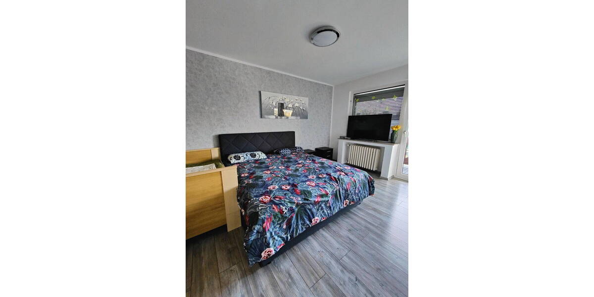 Reihenendhaus Duisburg Hochemmerich - 8 Zimmer, 160 m&sup2;, 498.000&euro; | Angebot:26188390