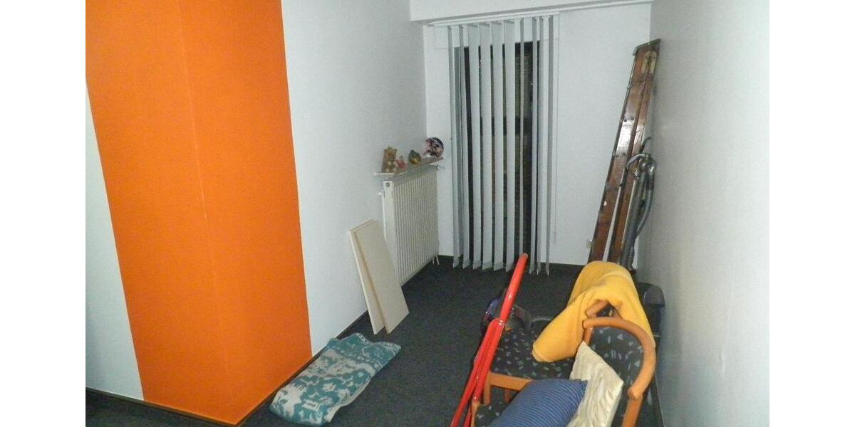 Erdgeschoßwohnung Oberhausen - 3 Zimmer, 64 m&sup2;, 134.000&euro; | Angebot:26134570