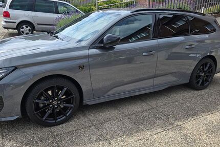 Peugeot 308 28.500 km 23.999 &euro; Moers 47443