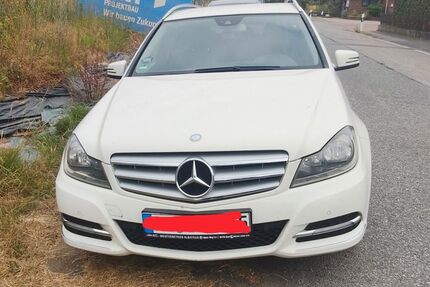 Mercedes-Benz 220 360.099 km 6.500 &euro; Marl 45770
