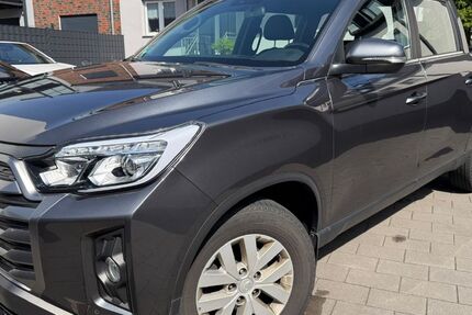 SsangYong MUSSO 44.105 km 24.800 &euro; Duisburg 47259