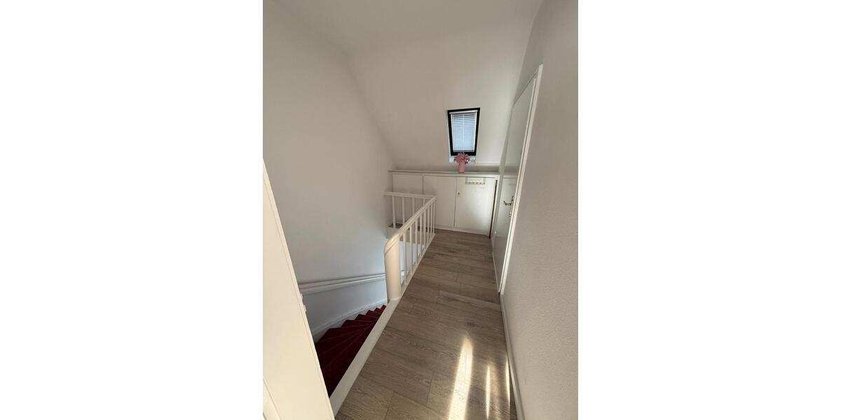 Einfamilienhaus Krefeld Hüls - 6 Zimmer, 173 m&sup2;, 549.000&euro; | Angebot:26124508