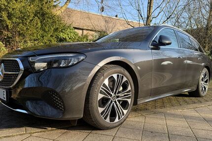 Mercedes-Benz E 300 21.400 km 45.600 &euro; Essen 45149