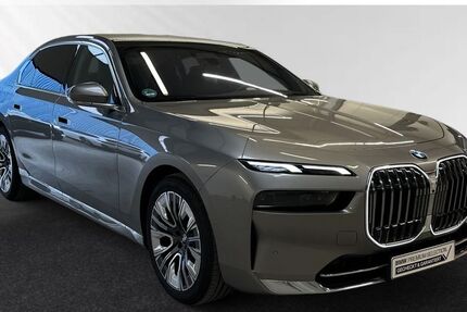 BMW 740 47.121 km 82.800 &euro; Wesel 46485