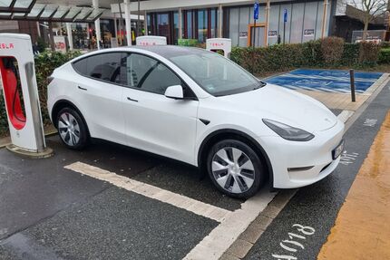 Tesla Model Y 48.000 km 35.000 &euro; Dinslaken 46535