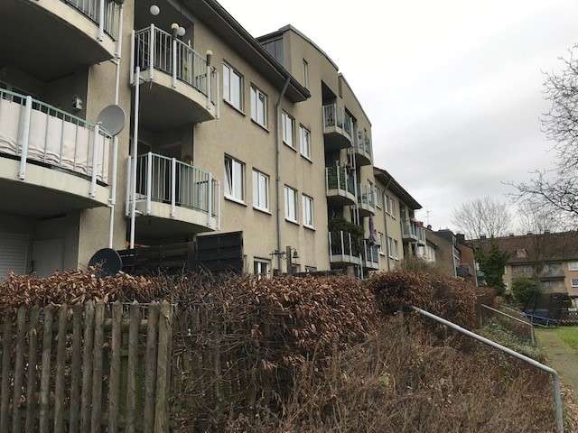 Etagenwohnung Duisburg Wanheimerort - 3 Zimmer, 81 m&sup2;, 435&euro; | Angebot:26238770