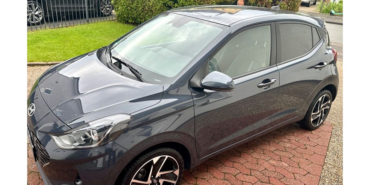 Hyundai i10 9.200 km 14.900 &euro; Duisburg 47249