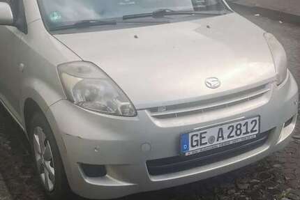 Daihatsu Sirion 95.333 km 2.500 &euro; Bulmke-Hüllen (Gelsenkirchen) 45888