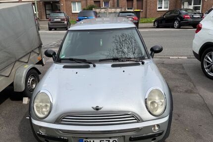 Mini ONE 181.759 km 1.250 &euro; Duisburg 47166