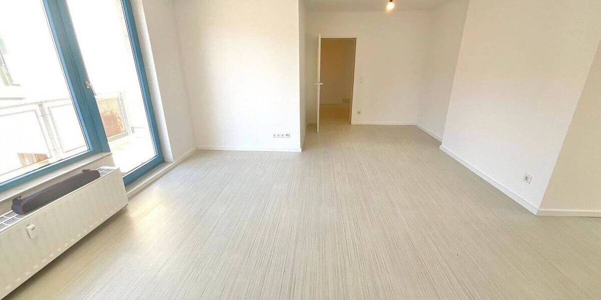 Etagenwohnung Krefeld Stadtmitte - 3 Zimmer, 81 m&sup2;, 609&euro; | Angebot:26779744