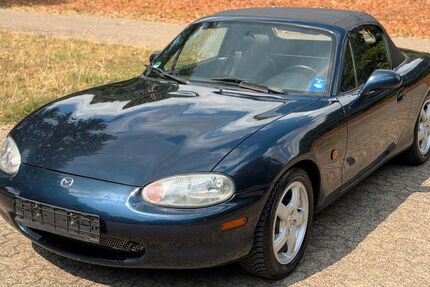 Mazda MX-5 144.300 km 6.299 &euro; Oberhausen 46045