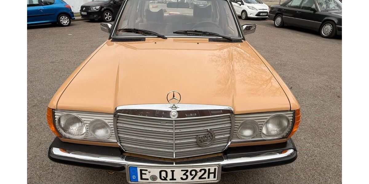 Mercedes-Benz 230 164.000 km 6.900 &euro; Essen 45141