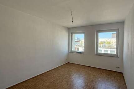 Wohnung Essen Stadtbezirk II - 2 Zimmer, 65 m&sup2;, 665&euro; | Angebot:26962749