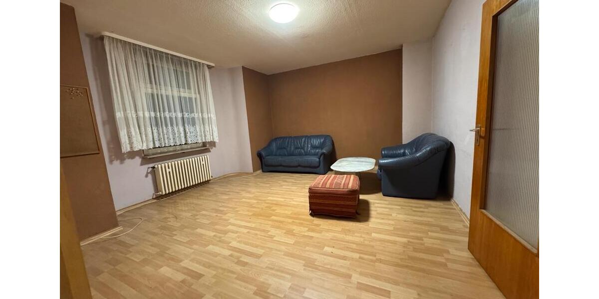 Etagenwohnung Duisburg Hamborn - 3 Zimmer, 82 m&sup2;, 1.000&euro; | Angebot:25861365