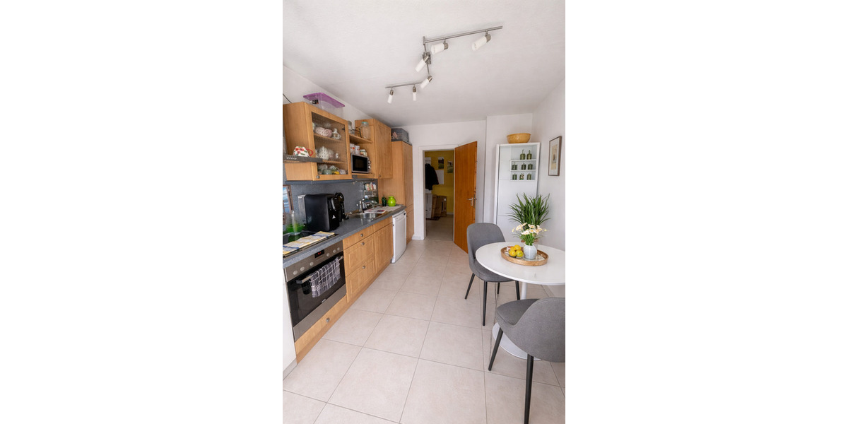 Etagenwohnung Krefeld Oppum - 1 Zimmer, 89 m&sup2;, 950&euro; | Angebot:26244926