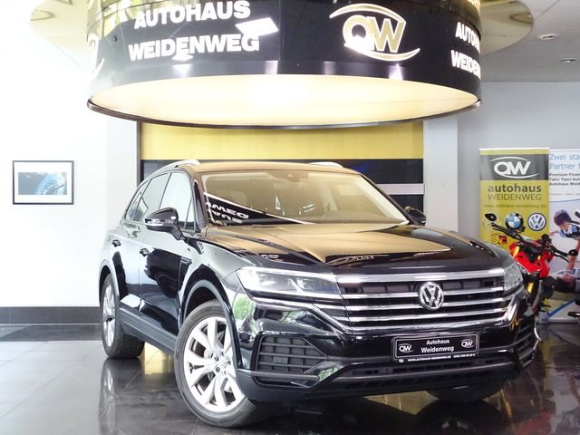 VW Touareg 124.383 km 29.690 &euro; Duisburg 47058