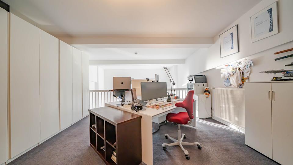 Reihenhaus Essen Stadtbezirk VIII - 4 Zimmer, 270 m&sup2;, 750.000&euro; | Angebot:26122103