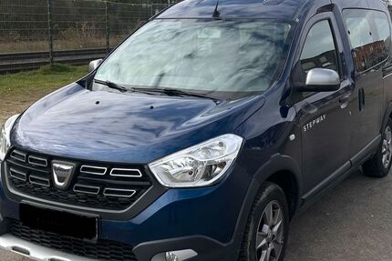 Dacia Dokker 186.000 km 5.200 &euro; Oberhausen 46049