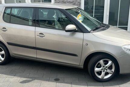 Skoda Fabia 95.000 km 5.990 &euro; Oberhausen 46145