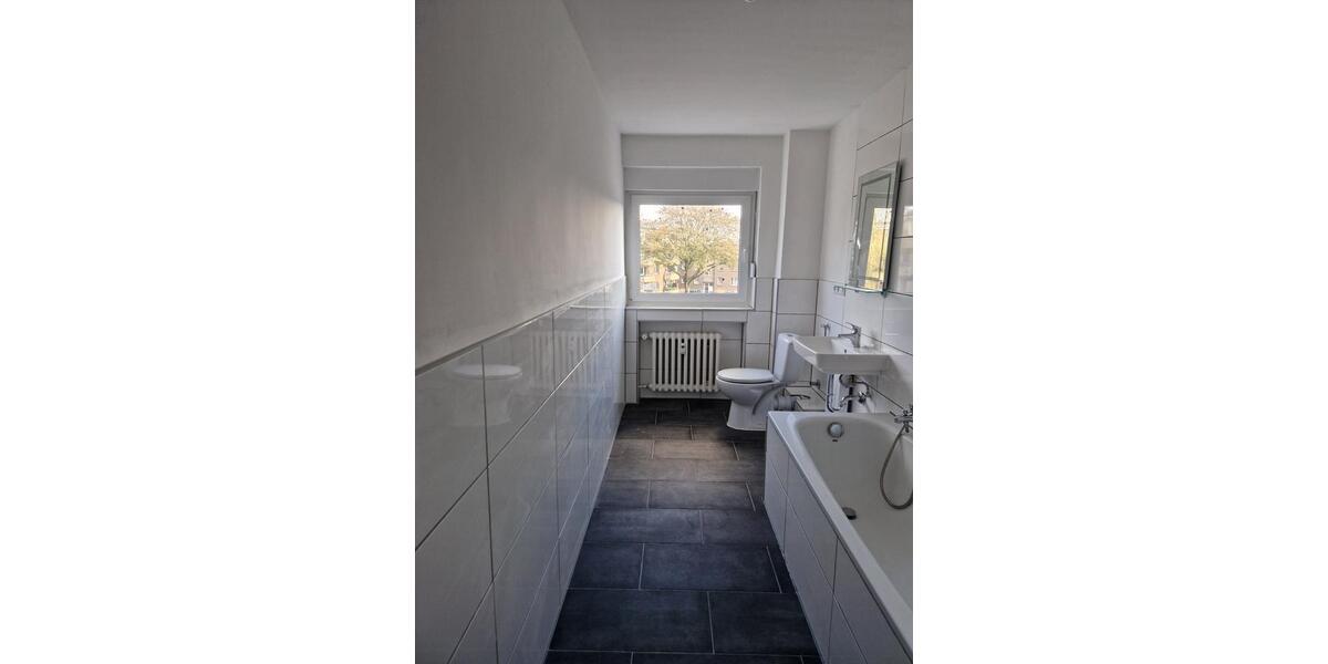 Erdgeschoßwohnung Wesel Fusternberg - 3 Zimmer, 86 m&sup2;, 820&euro; | Angebot:25539410