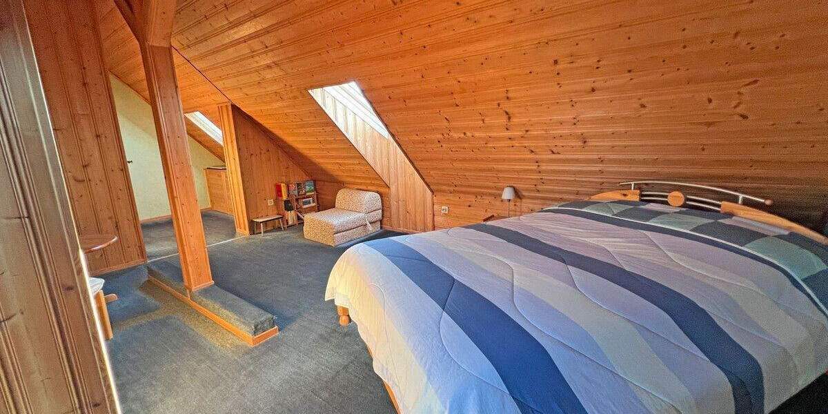 Reihenendhaus Kamp-Lintfort Lintfort - 5 Zimmer, 195 m&sup2;, 349.000&euro; | Angebot:25799168