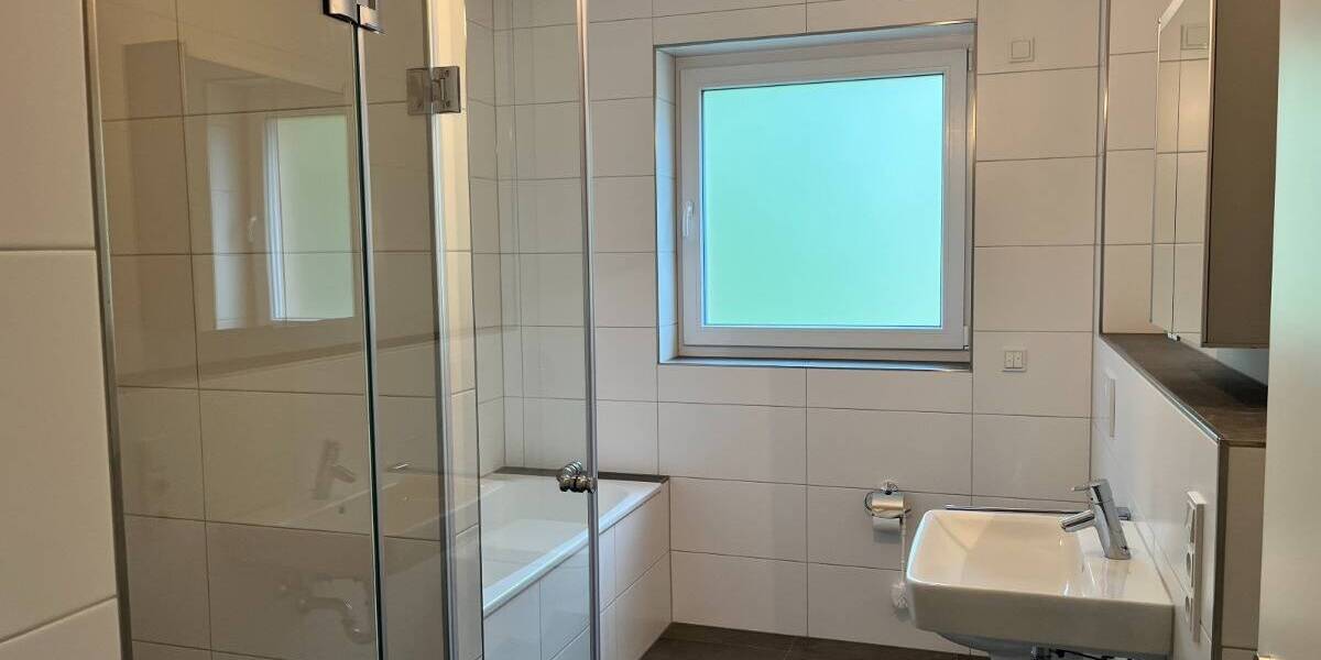 Etagenwohnung Neukirchen-Vluyn Neukirchen - 3 Zimmer, 88 m&sup2;, 880&euro; | Angebot:26261336