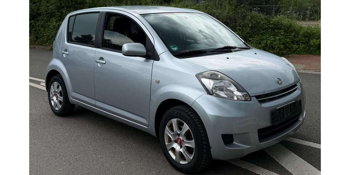 Daihatsu Sirion 161.914 km 2.350 &euro; Krefeld 47809