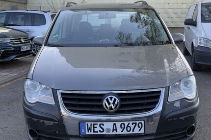 VW Touran 176.299 km 3.650 &euro; Rheinberg 47495