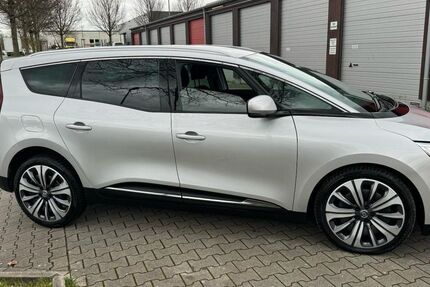 Renault Grand Scenic 157.000 km 10.590 &euro; Gelsenkirchen 45884