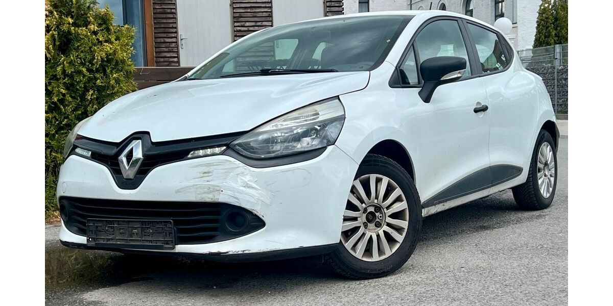 Renault Clio 246.609 km 2.500 &euro; Gelsenkirchen 45884