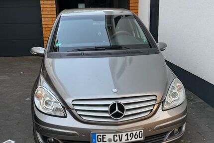 Mercedes-Benz B 200 238.901 km 2.850 &euro; Gelsenkirchen 45888