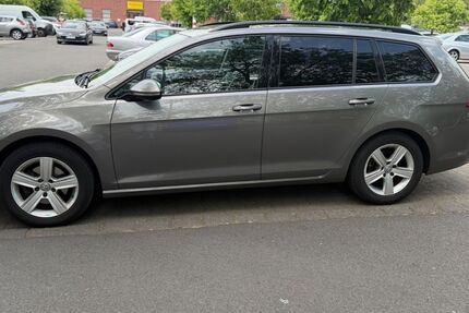 VW Golf 219.115 km 8.499 &euro; Duisburg 47166