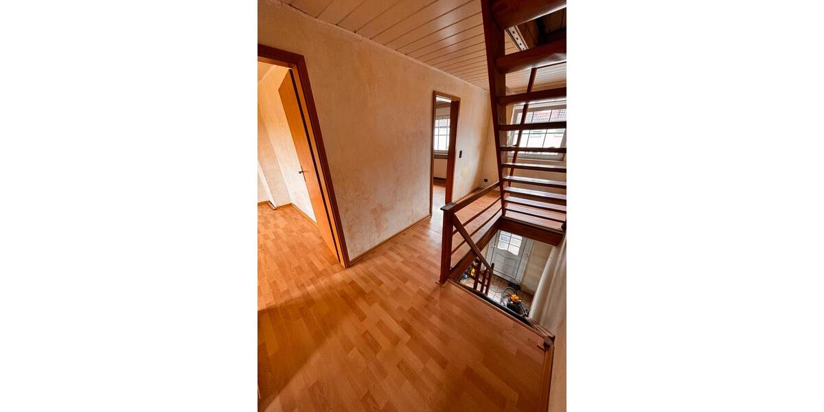 Reihenhaus Duisburg Hochheide - 3 Zimmer, 80 m&sup2;, 235.000&euro; | Angebot:26766270