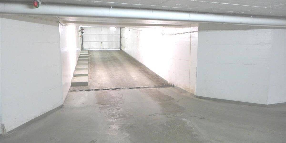 Etagenwohnung Krefeld Cracau - 6 Zimmer, 193 m&sup2;, 379.000&euro; | Angebot:25686084