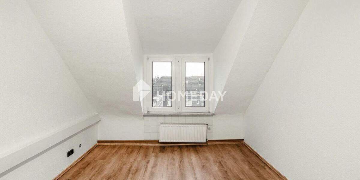 Etagenwohnung Duisburg Marxloh - 3 Zimmer, 106 m&sup2;, 99.000&euro; | Angebot:25688374