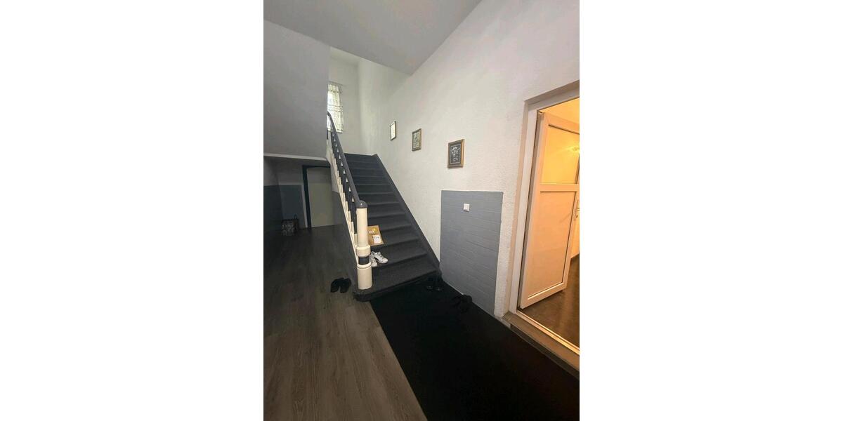 Mehrfamilienhaus, Wohnhaus Duisburg Hamborn - 10 Zimmer, 245 m&sup2;, 370.000&euro; | Angebot:25625233