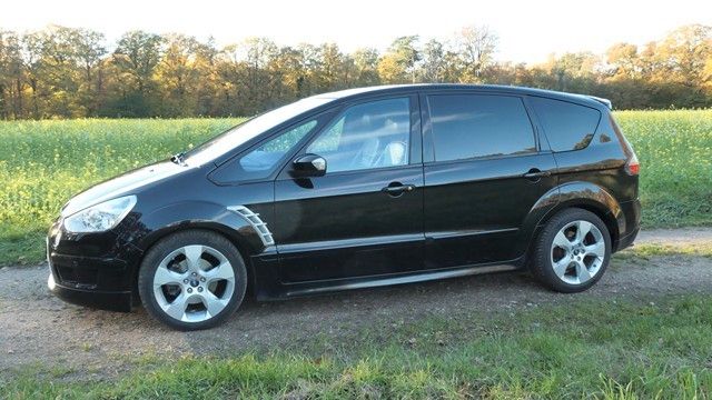 Ford S-Max 252.000 km 4.150 &euro; Wesel 46485