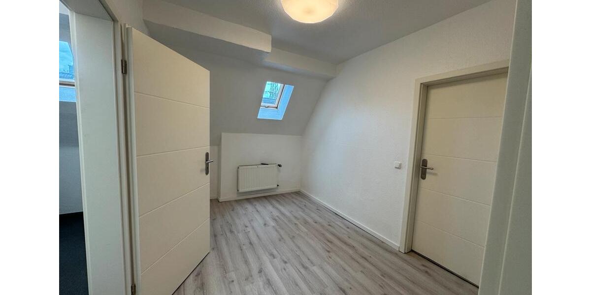 Doppelhaushälfte Essen Stadtbezirk VI - 5 Zimmer, 90 m&sup2;, 355.000&euro; | Angebot:27270702