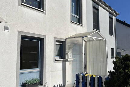 Haus Duisburg Wanheim Wanheim-Angerhausen - 4 Zimmer, 115 m&sup2;, 320.000&euro; | Angebot:26106474