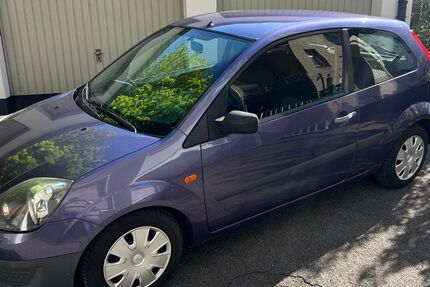 Ford Fiesta 59.000 km 1.999 &euro; Essen 45276