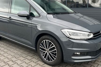 VW Touran 33.900 km 30.980 &euro; Rheinberg 47495