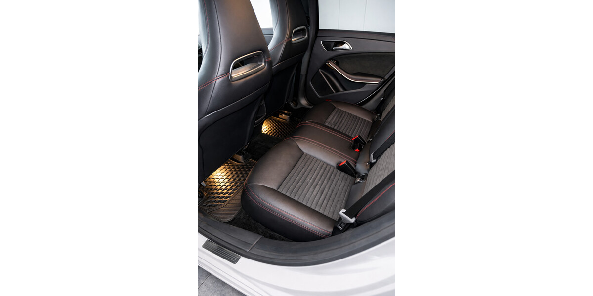 Mercedes-Benz cla 45 AMG shooting brake 73.550 km 25.500 &euro; Moers 47441