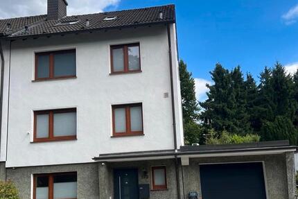 Haus Mülheim an der Ruhr Mellinghofen - 9 Zimmer, 248 m&sup2;, 698.000&euro; | Angebot:24611100