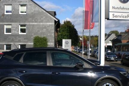 Seat Arona 29.518 km 19.750 &euro; Oberhausen 46145