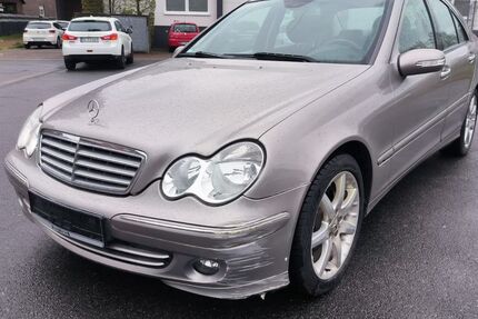 Mercedes-Benz C 220 173.000 km 5.450 &euro; Dorsten 46282
