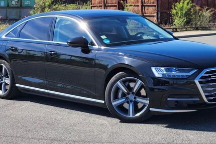 Audi A8 127.800 km 41.990 &euro; Neukirchen-Vluyn 47506